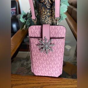 Michael Kors Jet Set Travel Crossbody Phone Wallet